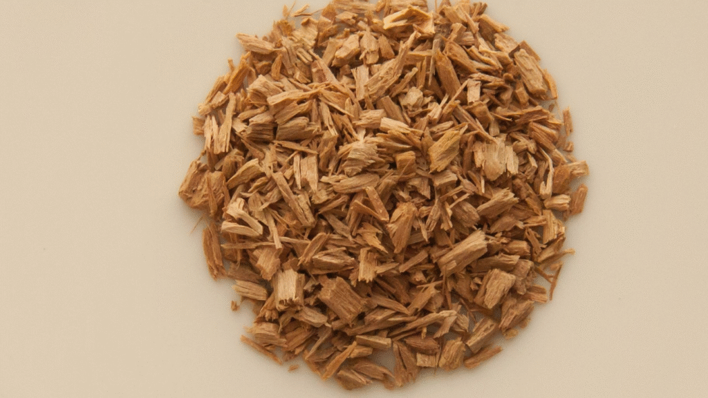 Mysore Sandalwood Oil: A 2025 Guide to Its Timeless Charm