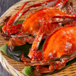 How Many Dozen Are in a 1/2 Bushel of Crabs?